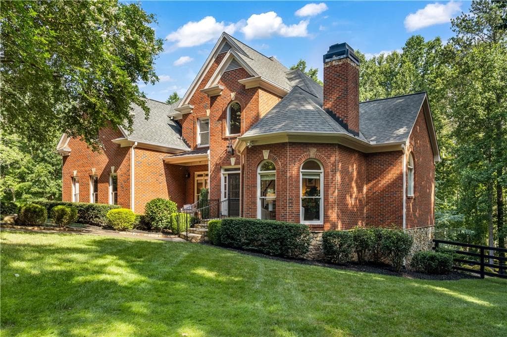6 bedroom, 5 bathroom, 5,527 sq ft single family residence sold at 110 Wellington Way, Canton, GA 30115