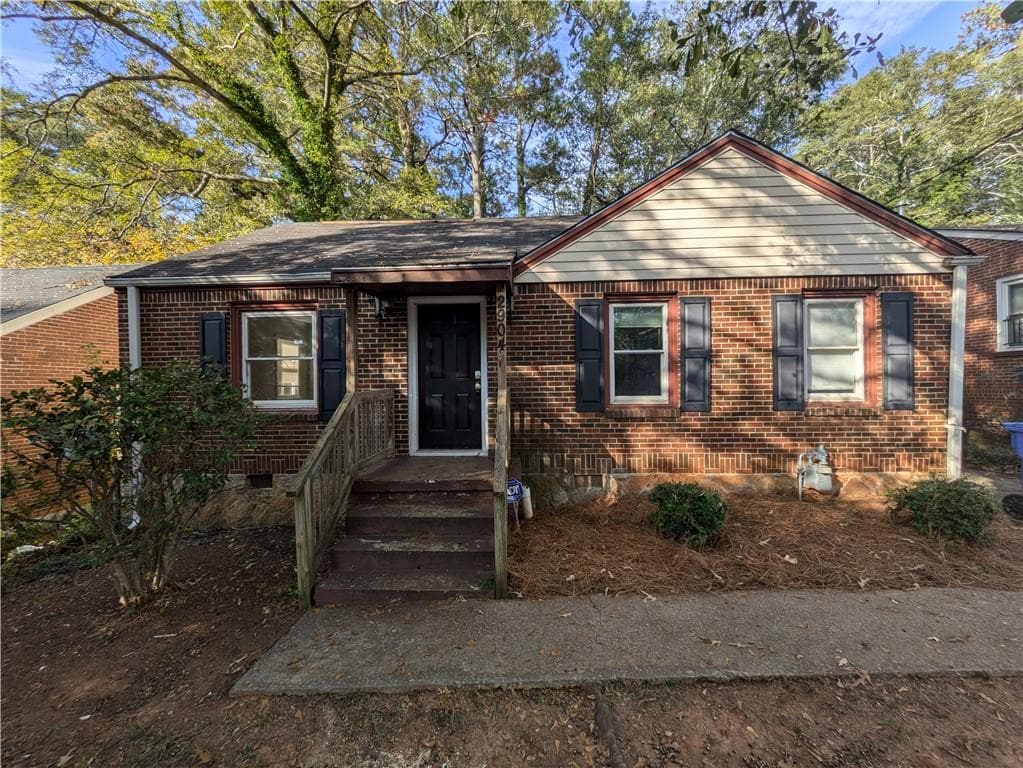 2904 Glenwood Avenue, Atlanta, GA 30317 — most recent listing photo