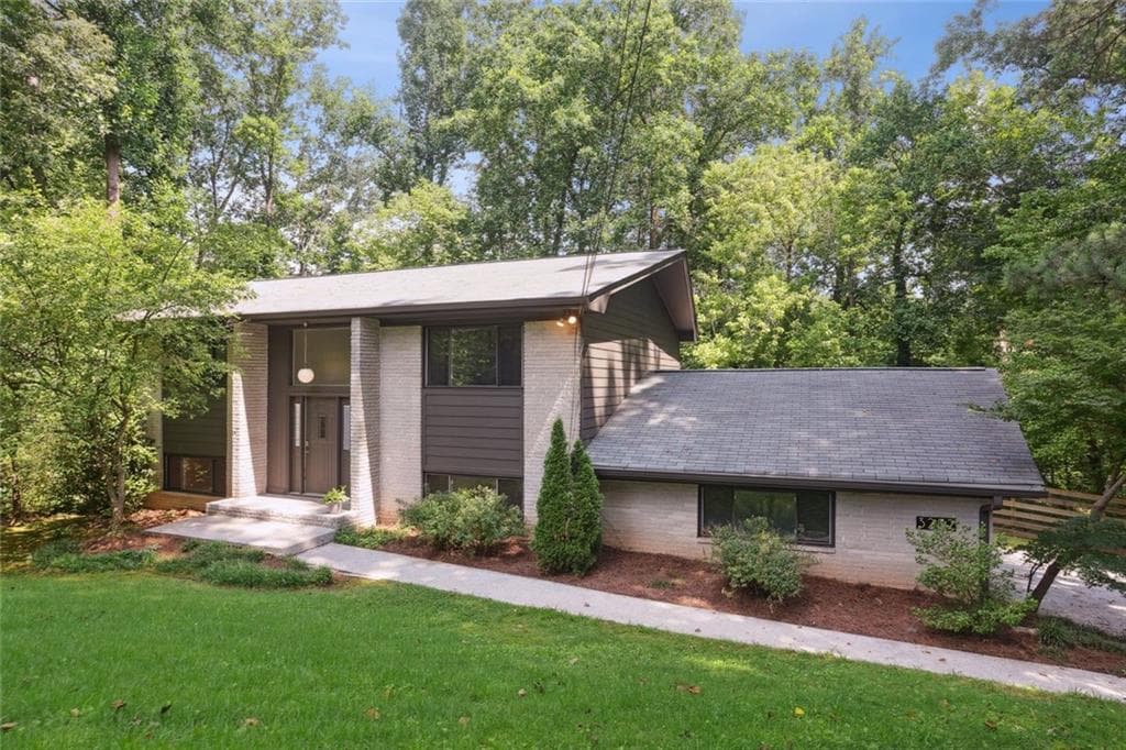 3282 Leslie Court, Atlanta, GA 30345 — most recent listing photo
