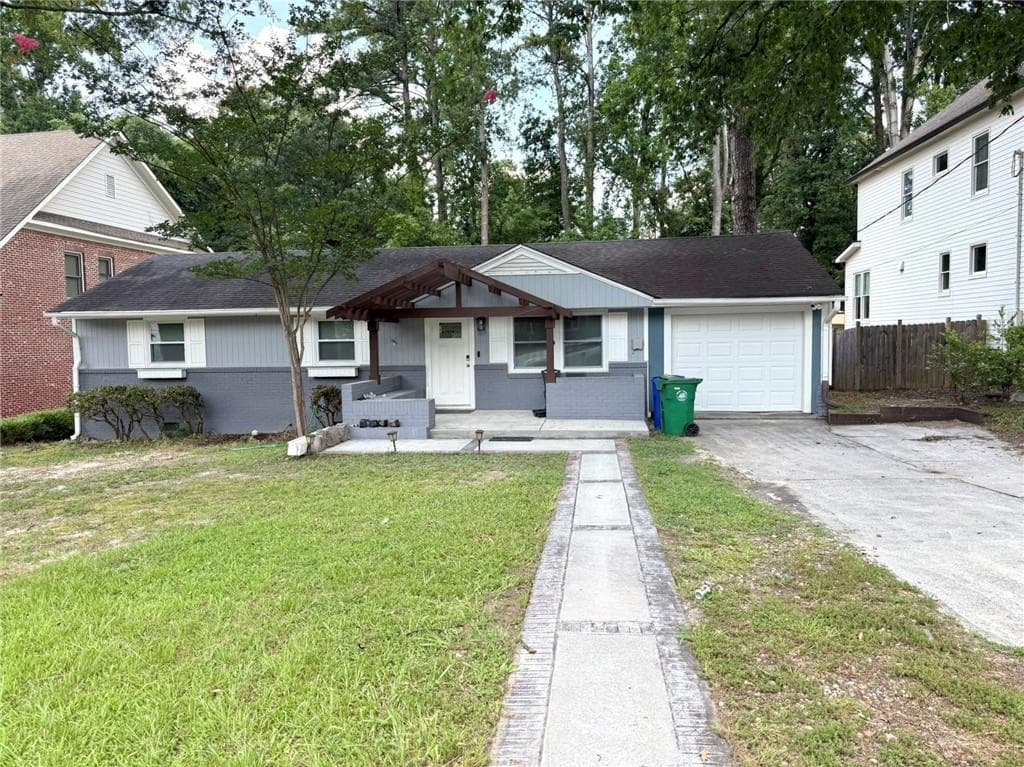 1872 Canmont Drive, Brookhaven, GA 30319 — most recent listing photo
