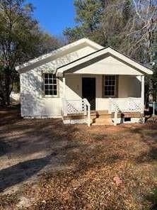 2 bedroom, 1 bathroom, 768 sq ft single family residence sold at 161 Cotton Street, Commerce, GA 30529