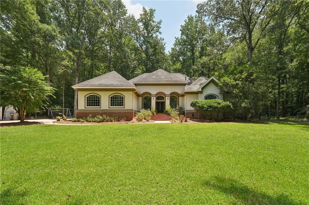 105 Postwood Drive, Fayetteville, GA 30215 — most recent listing photo