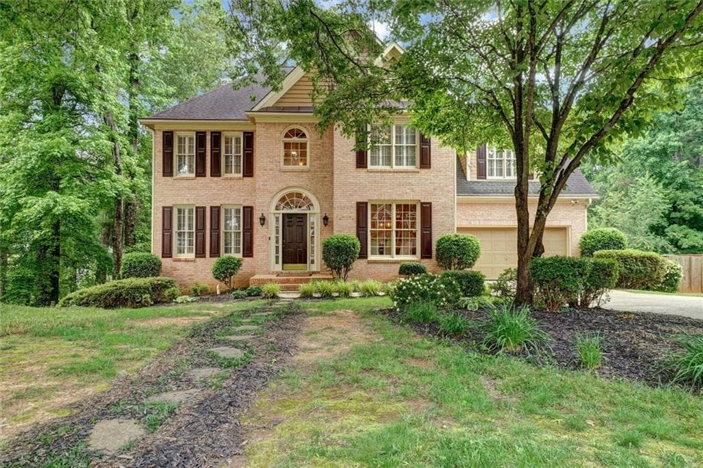 5 bedroom, 4 bathroom, 3,772 sq ft single family residence sold at 615 Willowbrook Run, Johns Creek, GA 30022