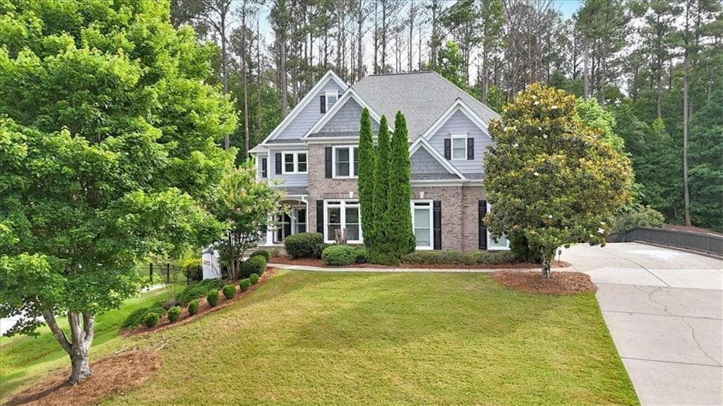 212 Thorncliff Way, Acworth, GA 30101 — most recent listing photo