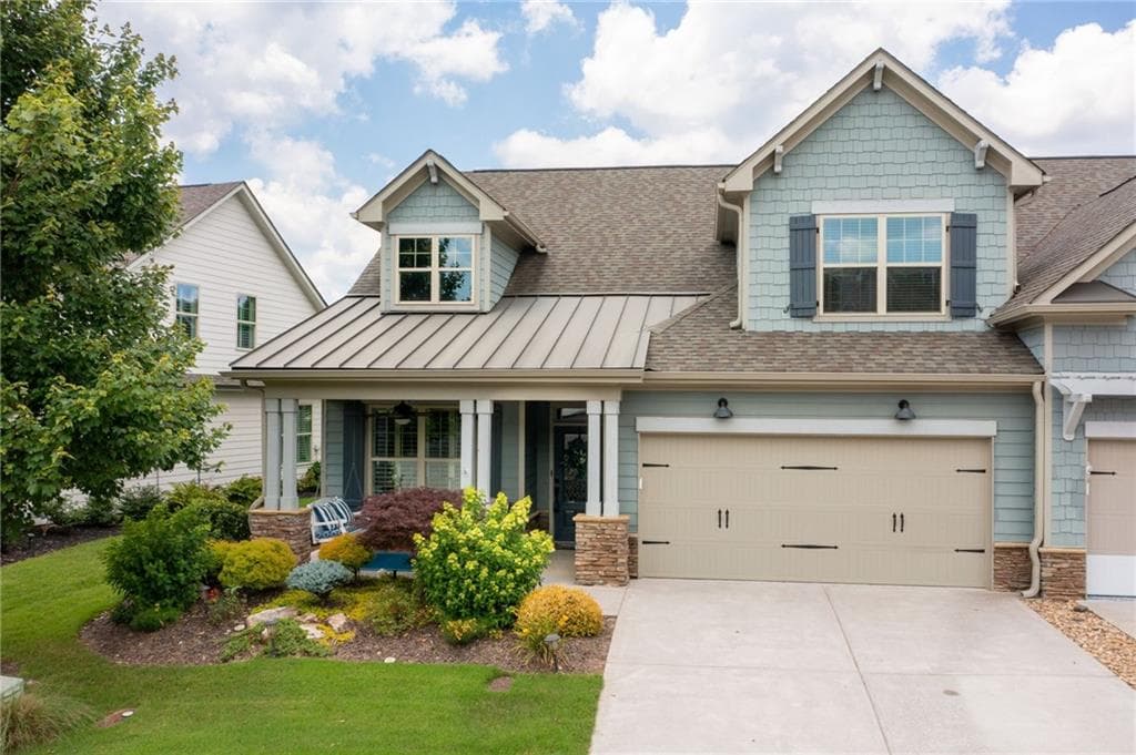 3 bedroom, 3 bathroom, 2,106 sq ft townhouse sold at 214 Misty View Drive, Canton, GA 30114