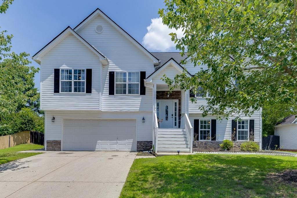 3153 MORGAN BOX Lane, Buford, GA 30519 — most recent listing photo