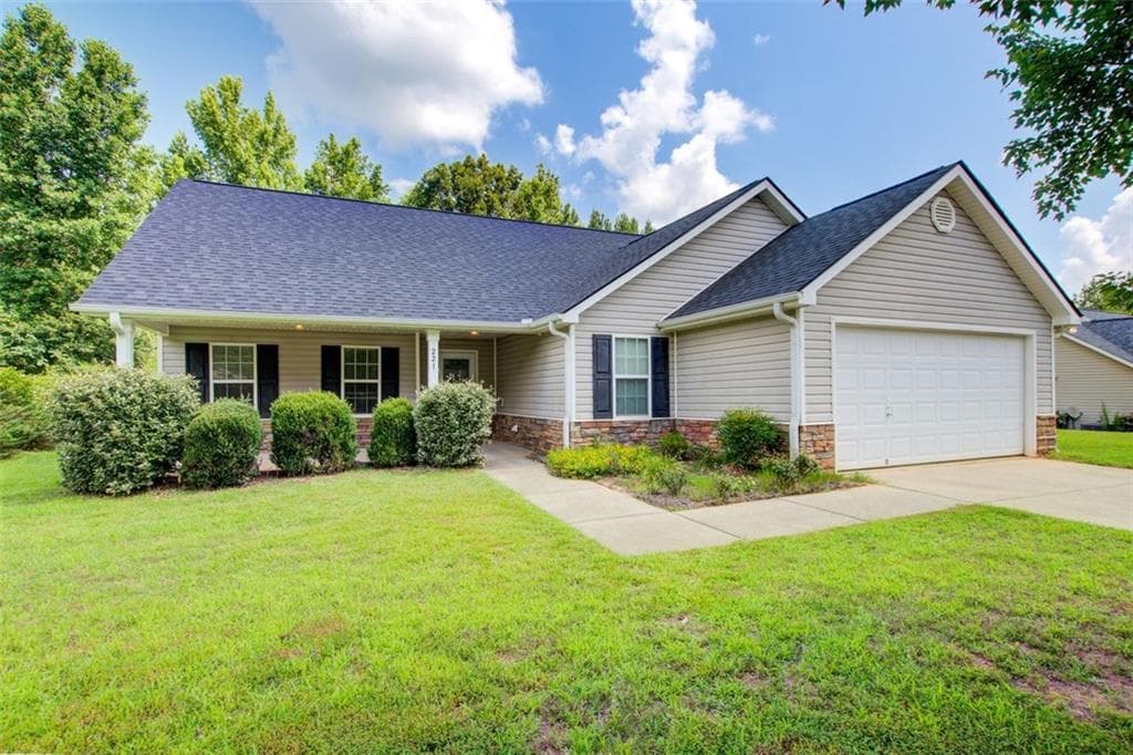 221 Glenview Trail, Griffin, GA 30224 — most recent listing photo