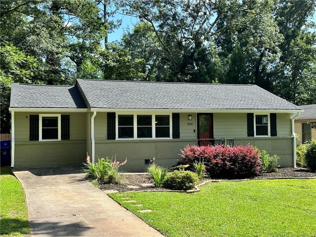 3 bedroom, 2 bathroom, 1,154 sq ft single family residence sold at 2985 Westbury Drive, Decatur, GA 30033