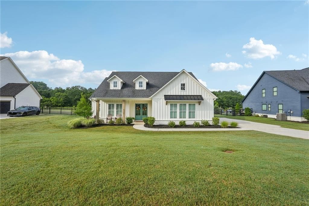 4 bedroom, 3 bathroom, 2,488 sq ft single family residence sold at 4720 Down Setting Road, Cumming, GA 30028