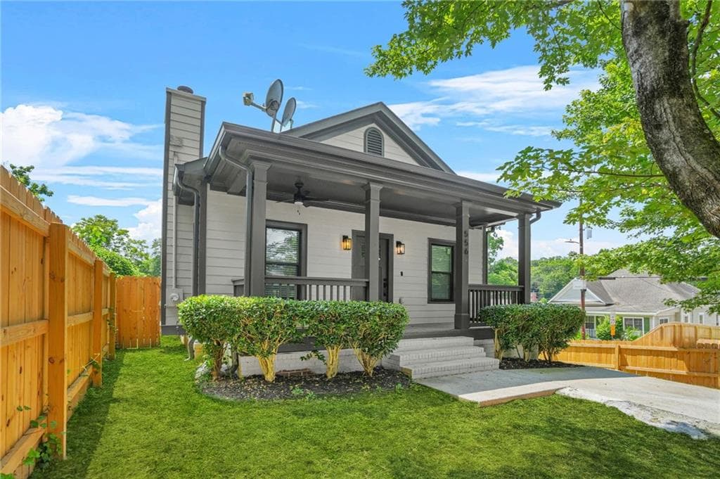 4 bedroom, 2 bathroom, 1,275 sq ft single family residence sold at 556 PAINES Avenue, Atlanta, GA 30318