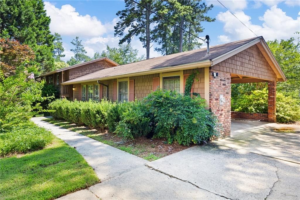 255 Jade Cove Drive, Roswell, GA 30075 — most recent listing photo