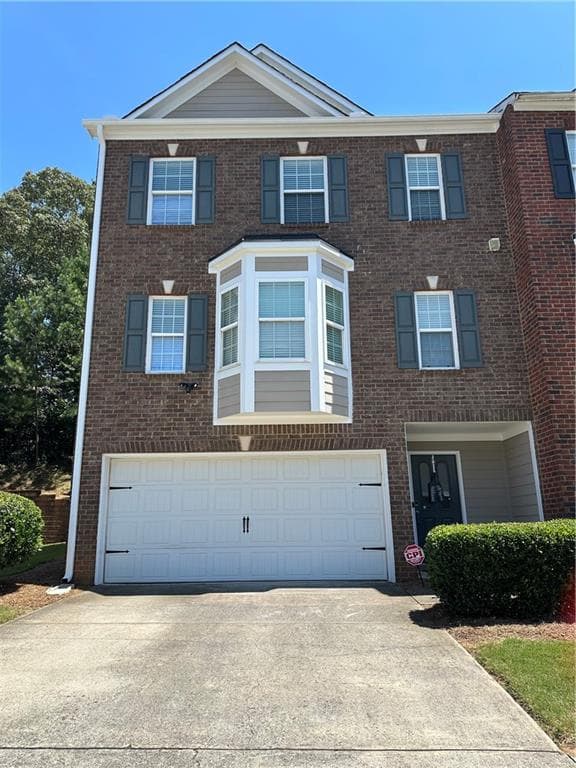 3 bedroom, 3 bathroom, 2,354 sq ft townhouse sold at 4210 Chatham Ridge Drive, Buford, GA 30518