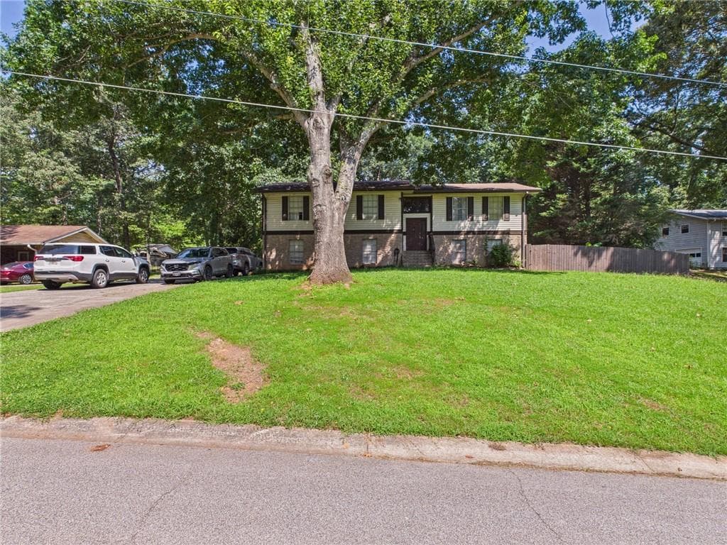 4 bedroom, 2 bathroom, 2,756 sq ft single family residence sold at 3798 Chattahoochee Drive, Douglasville, GA 30135