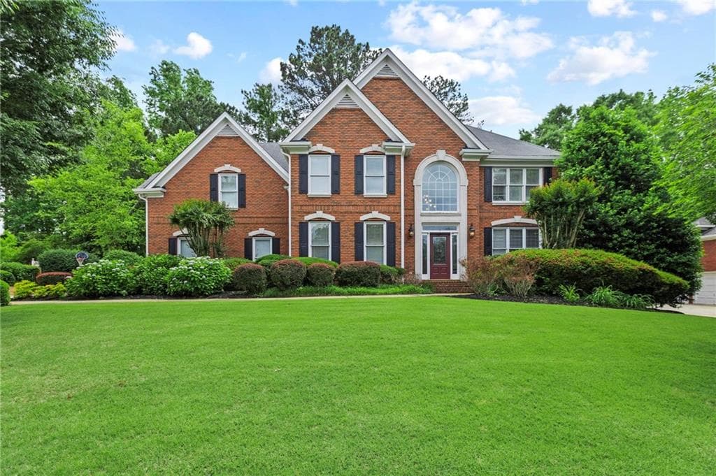 4 bedroom, 5 bathroom, 5,258 sq ft single family residence sold at 4004 Charrwood Trace, Marietta, GA 30062