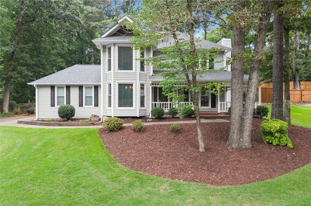 5 bedroom, 3 bathroom, 3,052 sq ft single family residence sold at 1655 Oak Crest Court, Marietta, GA 30066