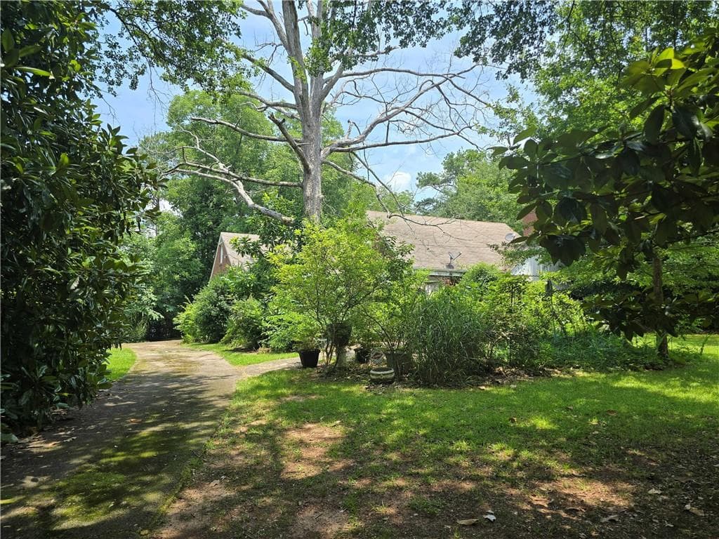 1526 Snapfinger Road, Decatur, GA 30032 — most recent listing photo