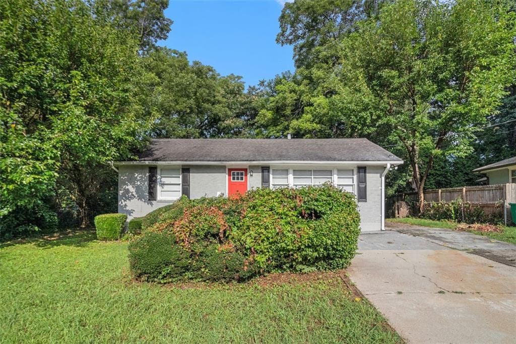 3 bedroom, 1 bathroom, 1,053 sq ft single family residence sold at 2191 GREYSTONE Way, Decatur, GA 30032