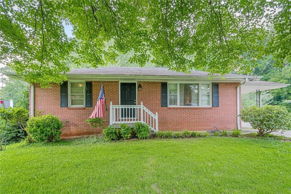3 bedroom, 2 bathroom, 1,713 sq ft single family residence sold at 2194 Freydale Road, Marietta, GA 30067