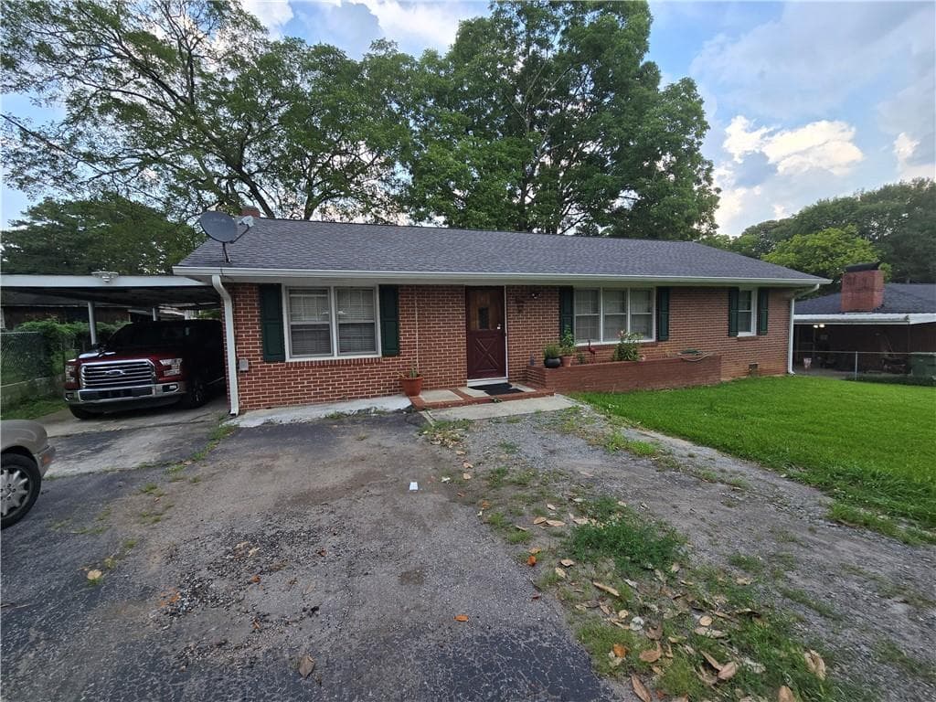 3 bedroom, 2 bathroom, 1,311 sq ft single family residence sold at 1763 Sandtown Road, Marietta, GA 30060