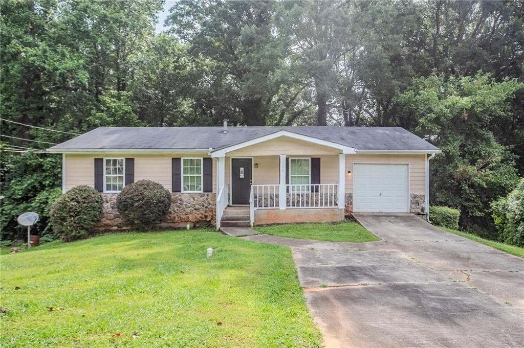 3 bedroom, 2 bathroom, 1,192 sq ft single family residence sold at 3750 Glen Mora Drive, Decatur, GA 30032