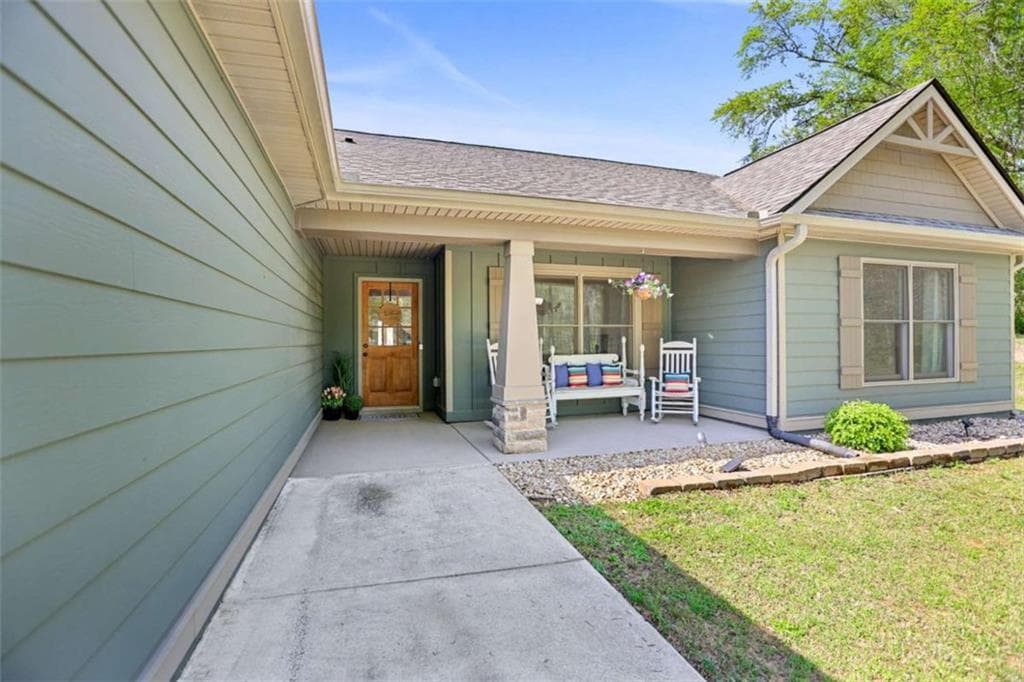 75 Flagstone Drive, Newnan, GA 30263 — most recent listing photo