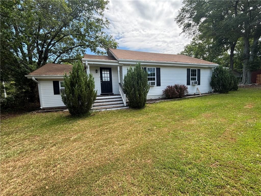219 Buena Vista Street, Winder, GA 30680 — most recent listing photo