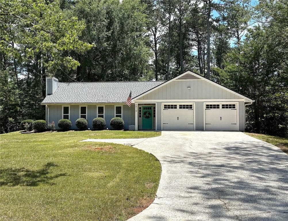 4 bedroom, 3 bathroom, 2,459 sq ft single family residence sold at 3410 Holliglen Drive, Marietta, GA 30062