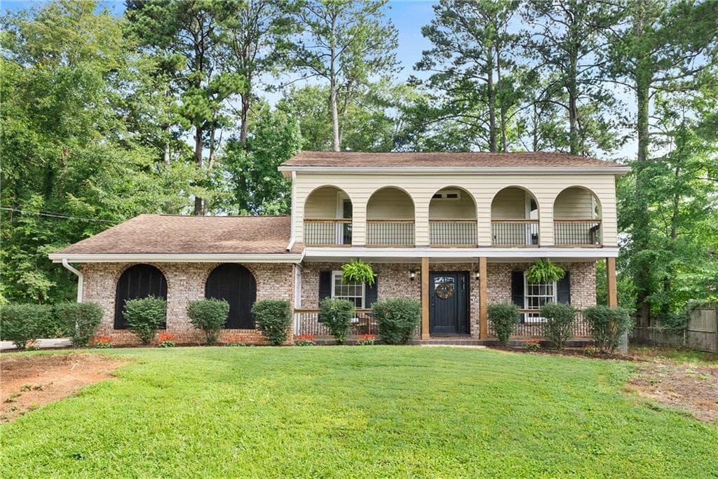 4 bedroom, 3 bathroom, 2,148 sq ft single family residence sold at 2546 Stonington Road, Dunwoody, GA 30338
