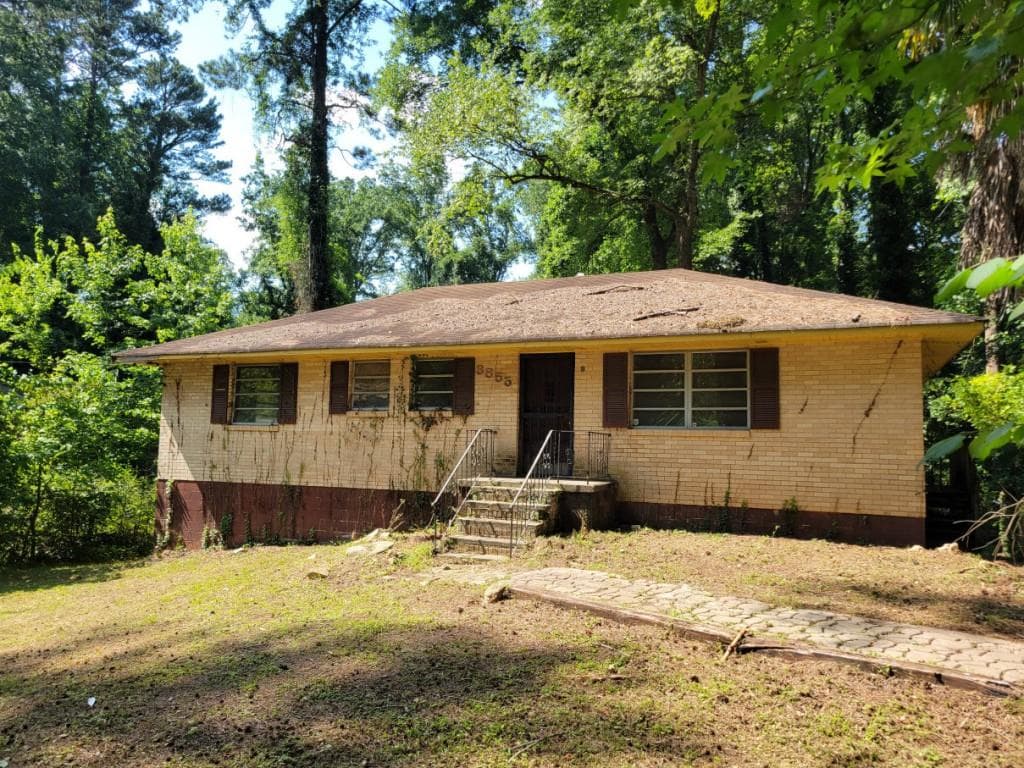 3 bedroom, 2 bathroom, 1,131 sq ft single family residence sold at 3855 Rux Road, Atlanta, GA 30331