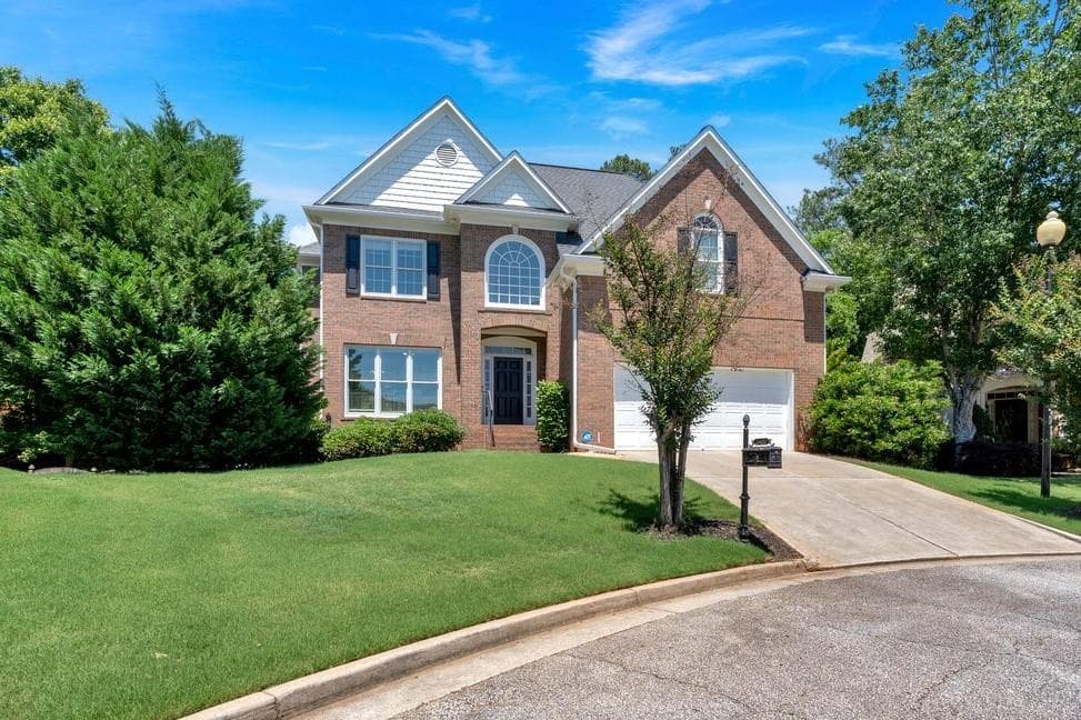 5 bedroom, 4 bathroom, 3,671 sq ft single family residence sold at 3400 Dencrest Court, Smyrna, GA 30080