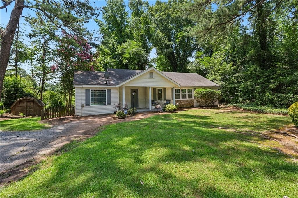 3 bedroom, 2 bathroom, 1,593 sq ft single family residence sold at 4052 Providence Road, Marietta, GA 30062