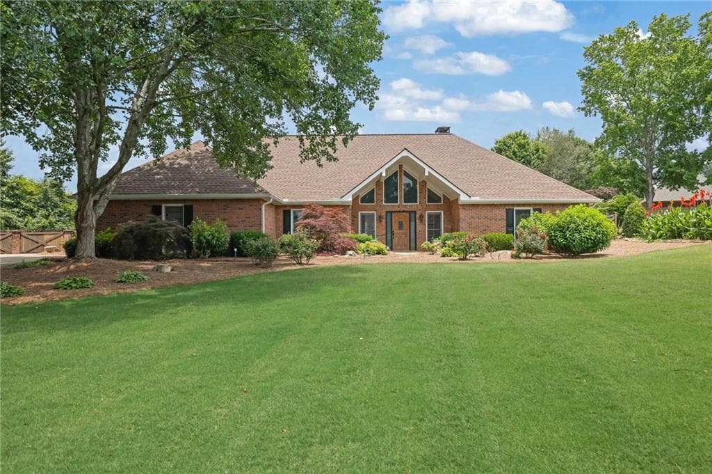 5950 Meadow Brook Lane, Cumming, GA 30040 — most recent listing photo