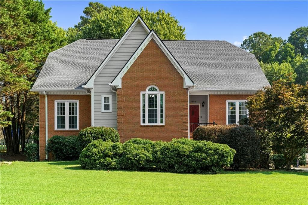 5 bedroom, 3 bathroom, 2,832 sq ft single family residence sold at 3294 Brackenridge Trail, Kennesaw, GA 30152