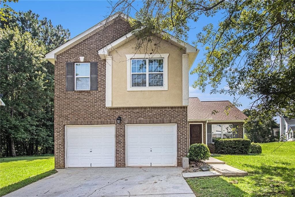 3 bedroom, 3 bathroom, 2,465 sq ft single family residence for sale at 6177 Idlewood Circle, Lithonia, GA 30038