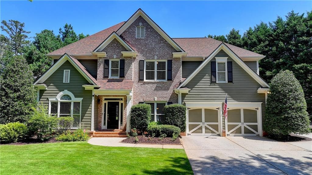 3985 Rolling Hills Drive, Cumming, GA 30041 — most recent listing photo