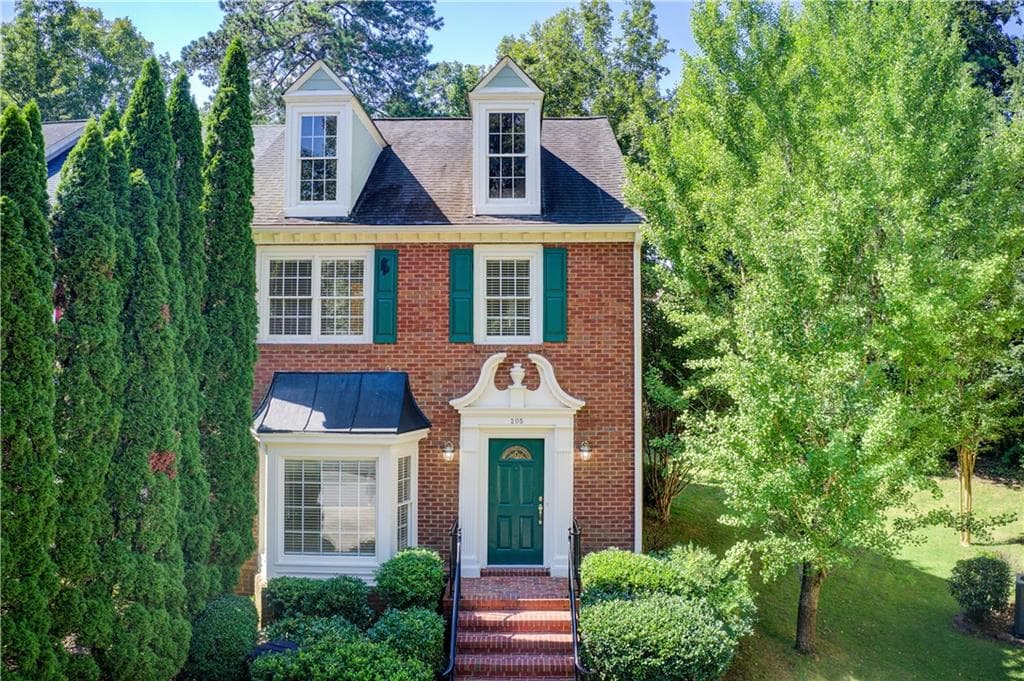 2 bedroom, 2 bathroom, 1,848 sq ft townhouse sold at 205 BRANTLEY Road, Atlanta, GA 30350