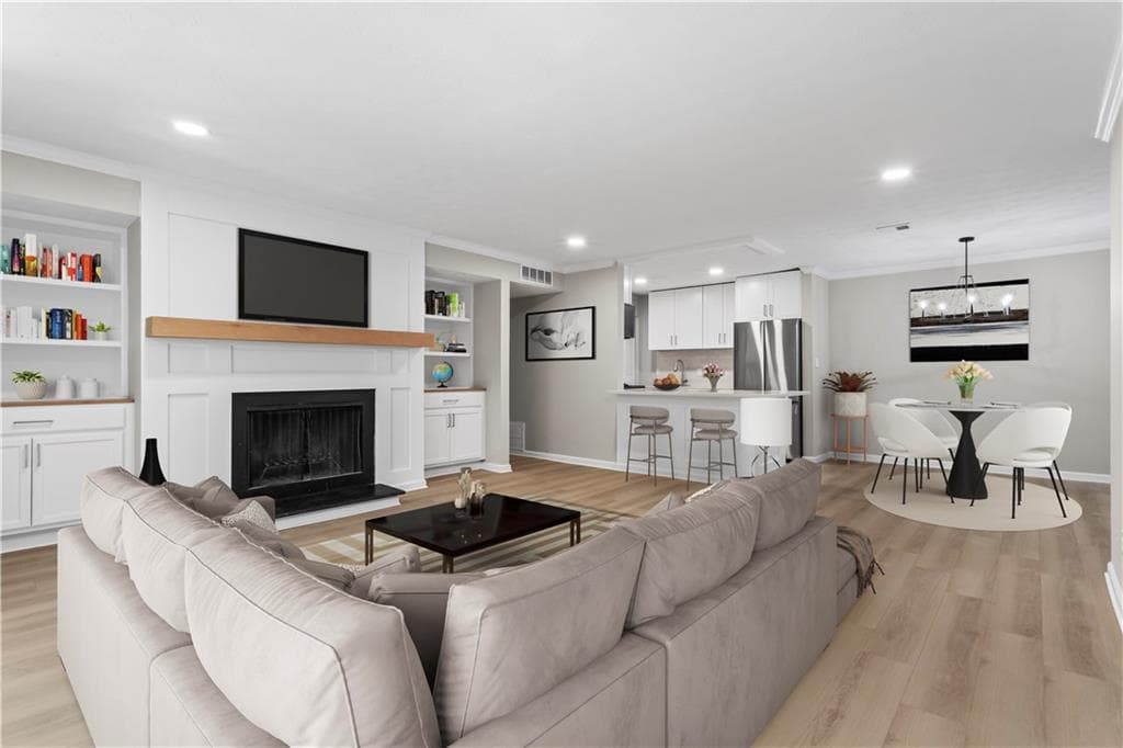 1012 River Mill Circle 1012, Roswell, GA 30075 — most recent listing photo