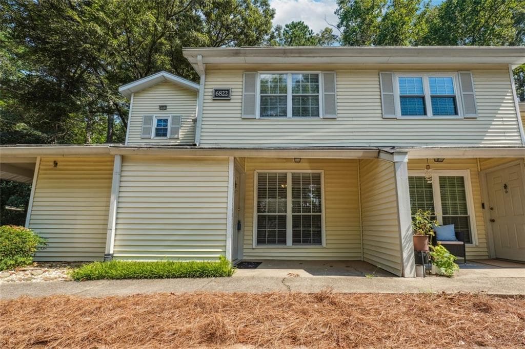 1 bedroom, 1 bathroom, 664 sq ft condominium sold at 6822 Glenridge Drive C, Atlanta, GA 30328