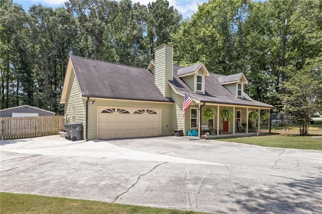 3 bedroom, 2 bathroom, 1,500 sq ft single family residence sold at 517 Chase Court, Loganville, GA 30052