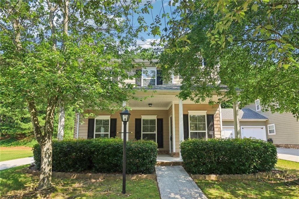 3 bedroom, 3 bathroom, 1,974 sq ft single family residence sold at 1009 Lake Pointe Court, Suwanee, GA 30024