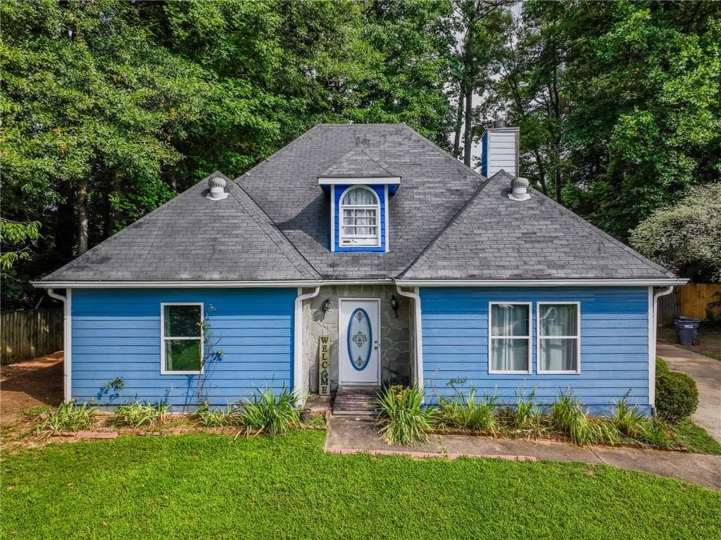 4 bedroom, 2 bathroom, 1,983 sq ft single family residence sold at 3955 Peninsula Court, Lawrenceville, GA 30044