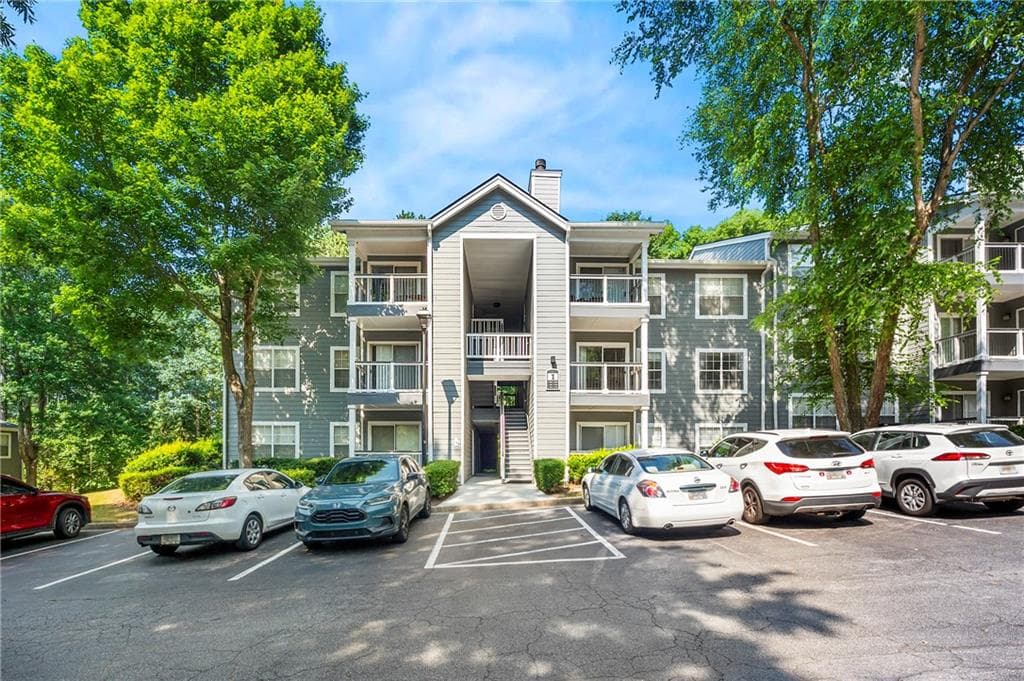 1 bedroom, 1 bathroom, 772 sq ft condominium sold at 1203 Santa Fe Parkway, Atlanta, GA 30350