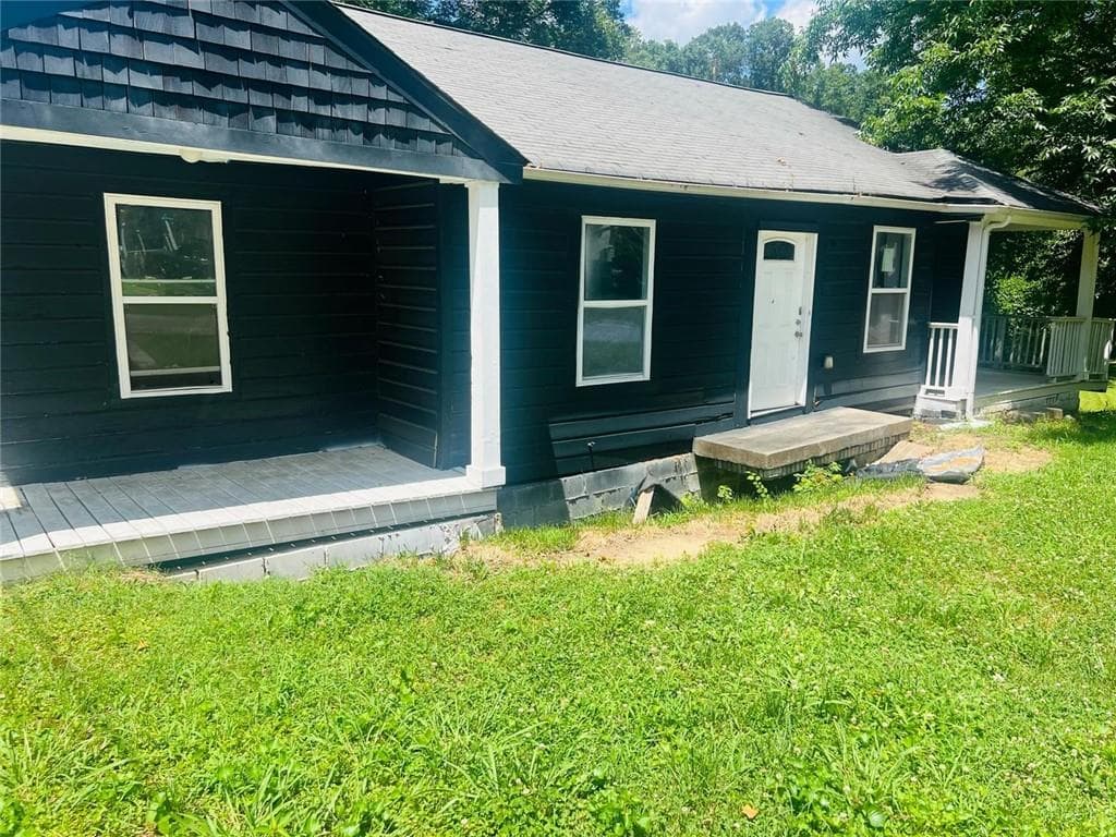 3 bedroom, 2 bathroom, 1,588 sq ft single family residence sold at 447 Birney Street, Marietta, GA 30060