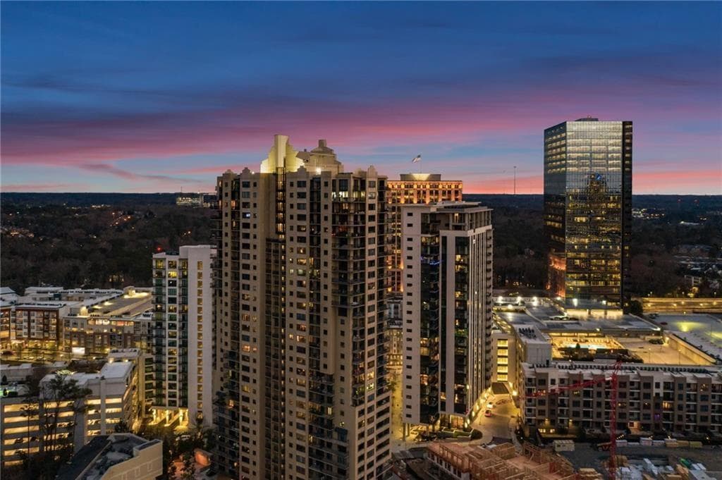 2 bedroom, 2 bathroom, 1,230 sq ft condominium sold at 3481 Lakeside Drive 1103, Atlanta, GA 30326