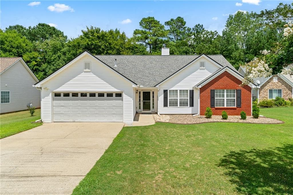 3 bedroom, 2 bathroom, 1,849 sq ft single family residence sold at 919 Harbins Pass Drive, Dacula, GA 30019