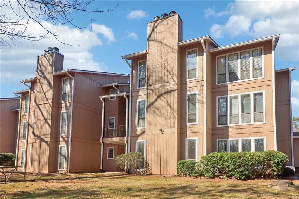 1 bedroom, 1 bathroom, 901 sq ft condominium sold at 1525 Terrell Mill Place A, Marietta, GA 30067