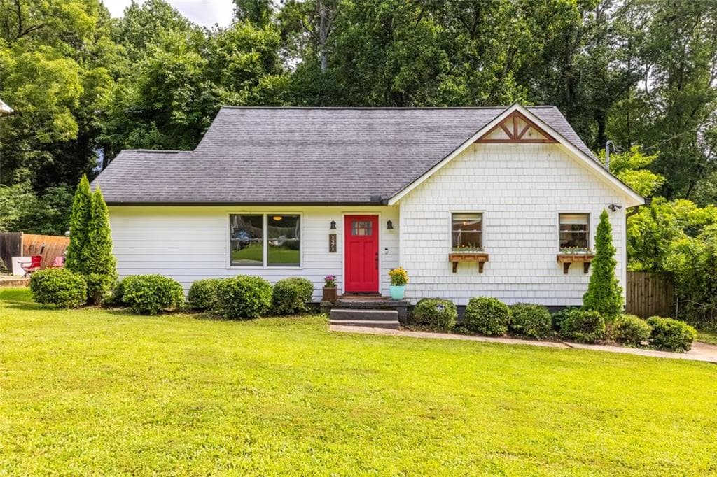 3 bedroom, 2 bathroom, 1,877 sq ft single family residence sold at 1371 LOCHLAND Road, Atlanta, GA 30316