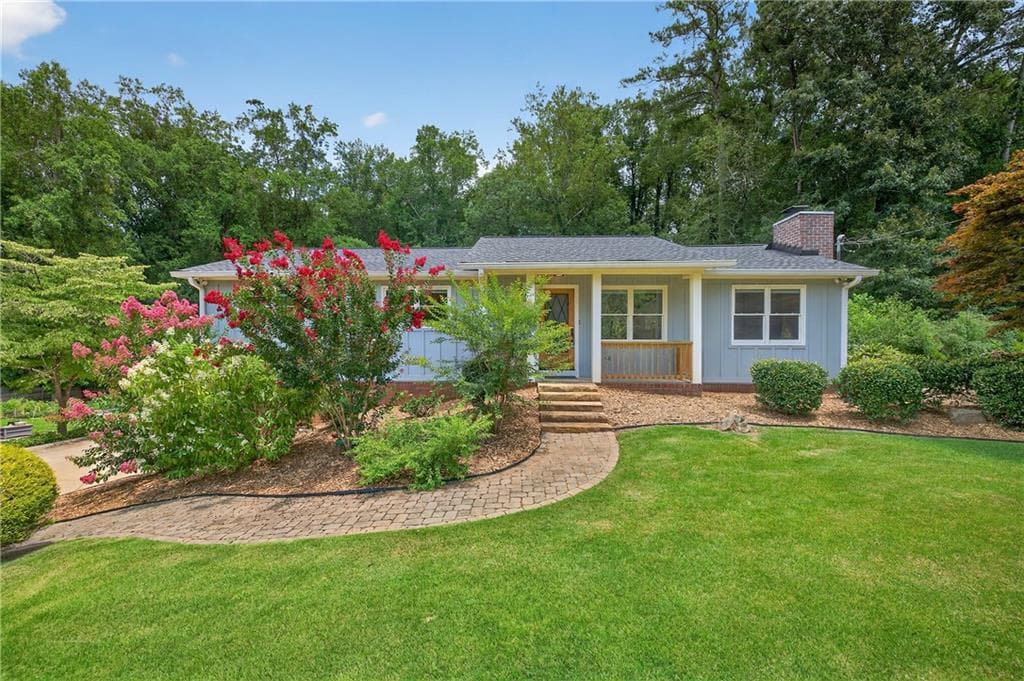 3 bedroom, 2 bathroom, 2,078 sq ft single family residence sold at 3330 Ranch Road, Marietta, GA 30066