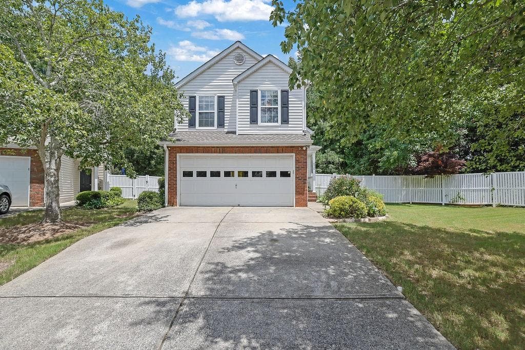 670 Chantress Court, Milton, GA 30004 — most recent listing photo