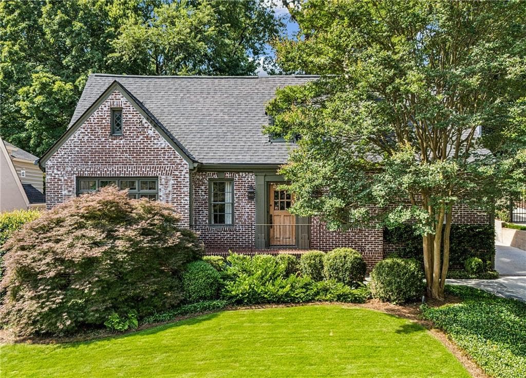 5 bedroom, 4 bathroom, 4,219 sq ft single family residence sold at 893 Plymouth Road, Atlanta, GA 30306
